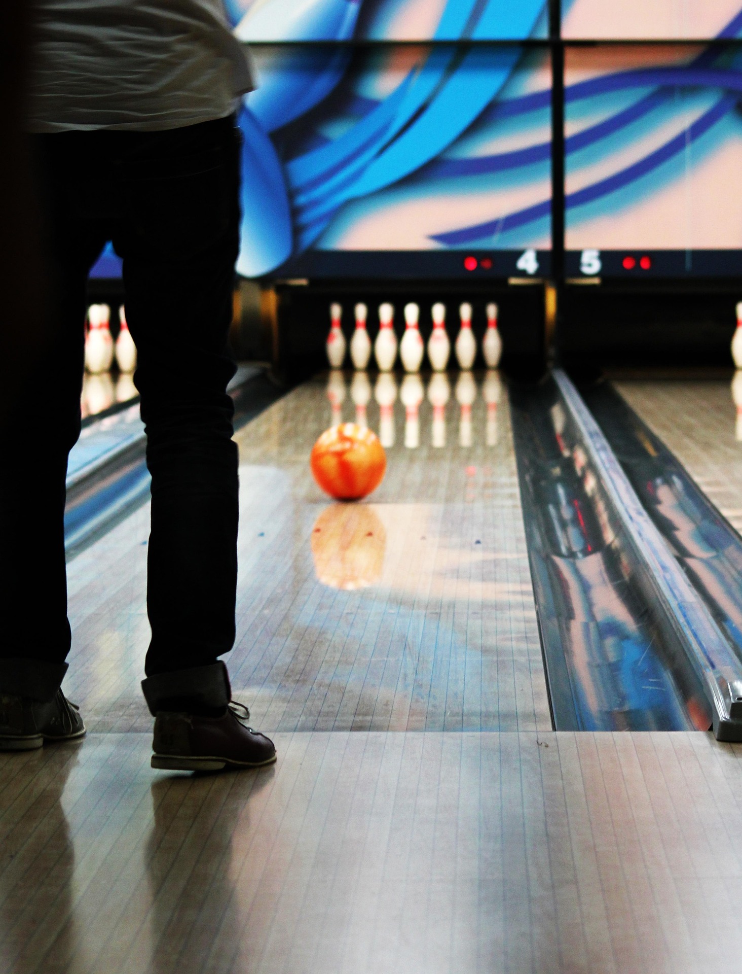 pdpics-bowling-390143_1920
